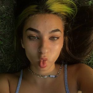 Meet your Posher, Noa